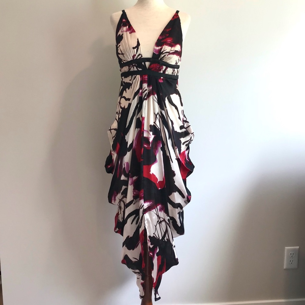 Lovely Midi High-Low Hem Bebe Abstract Dress - XXS